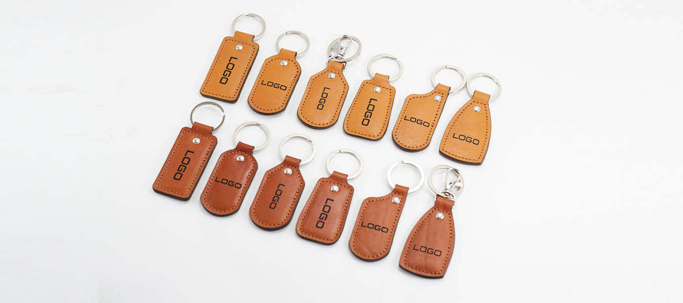 طراحی و تولید انواع جاکلیدی چرمی تبلیغاتی